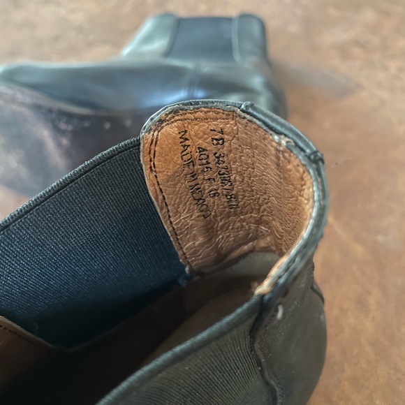 Frye Dara Chelsea Booties - Picture 3 of 5